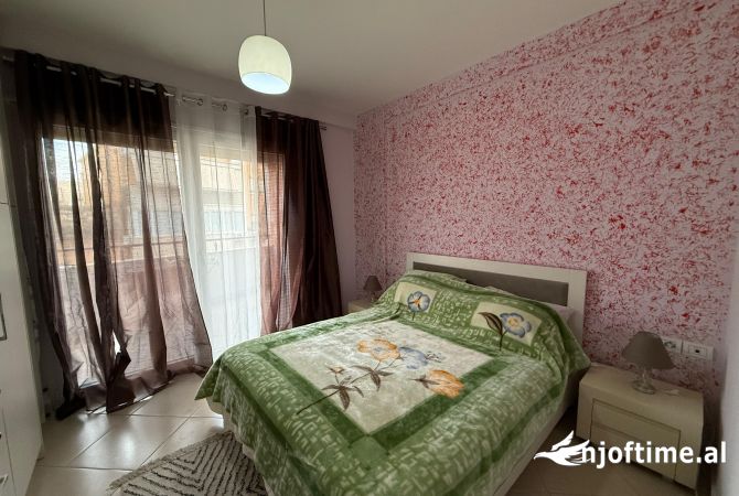 Shtepi me qera Apartament ne Tirane, 1+1, Mobilimi E mobiluar, Pagesa 600  Euro.