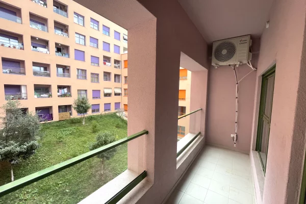 Shtepi me qera Apartament ne Tirane, 2+1, Mobilimi E mobiluar, Pagesa 50,000  Leke.