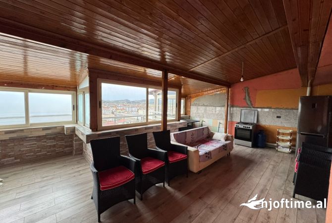 Shtepi ne shitje Papafingo(kati i catise) ne Kavaje, 2+1, Mobilimi E mobiluar, Pagesa 7,000,000  Leke.