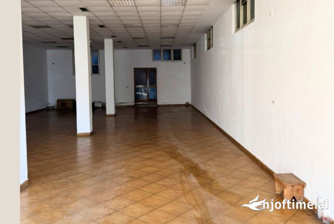 Ambient biznesi me qera 1+1 ne Kavaje - 500 Euro