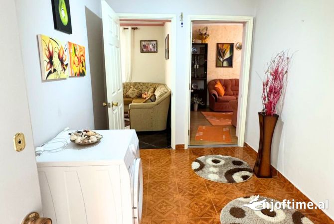 Shtepi ne shitje Apartament ne Kavaje, 3+1, Mobilimi E mobiluar, Pagesa 62,000  Euro.