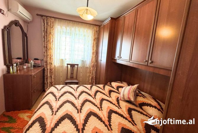 Shtepi ne shitje Apartament ne Kavaje, 3+1, Mobilimi E mobiluar, Pagesa 62,000  Euro.