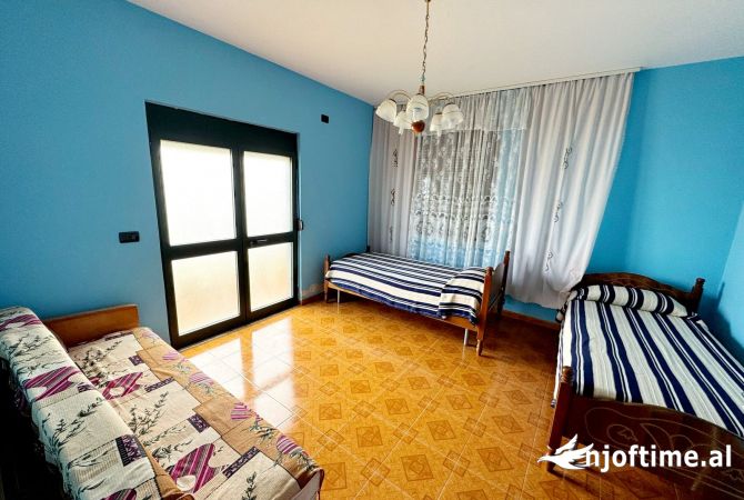 Shtepi ne shitje Shtepi Private ne Kavaje, 4+1, Mobilimi E mobiluar, Pagesa 130,000  Euro.