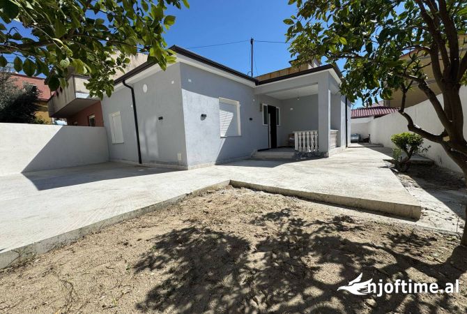 Shtepi ne shitje Shtepi Private ne Kavaje, 3+1, Mobilimi Bosh, pa mobiluar, Pagesa 100,000  Euro.