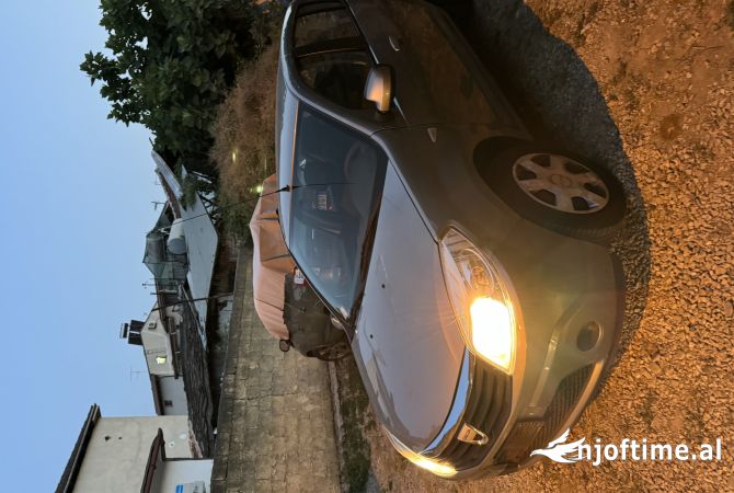 Auto in Vendita  a Tirana - 3,200 Euro