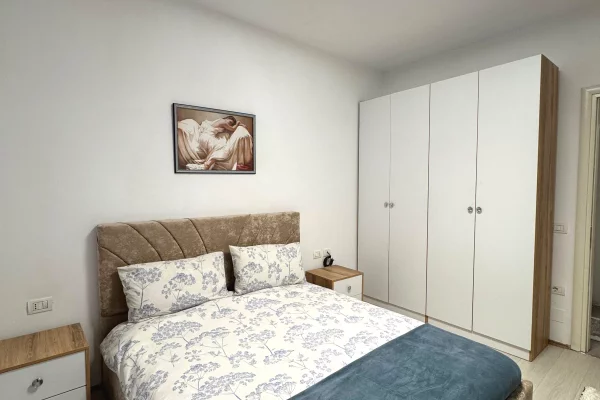Shtepi me qera Apartament ne Tirane, 1+1, Mobilimi E mobiluar, Pagesa 55,000  Leke.