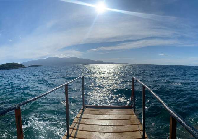 Ambient biznesi me qera 2+1 ne Sarande - 75,000 Euro