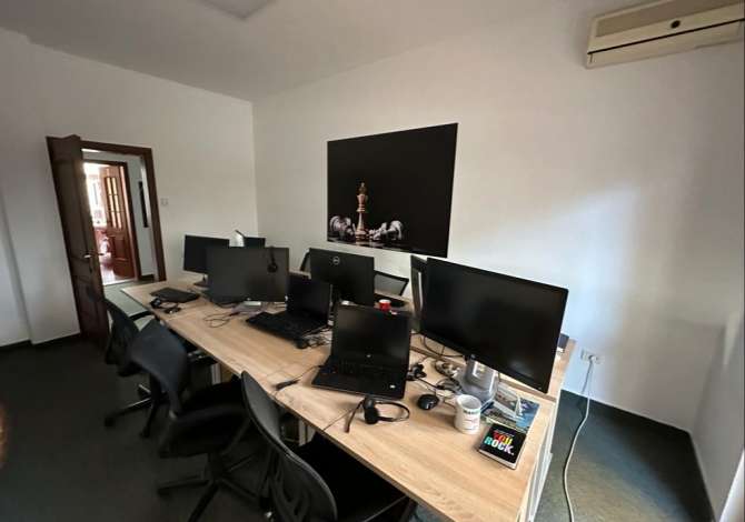 Jepet Ambient me qira tek Pazari i Ri 