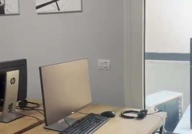 Jepet me qera ambient 55m2 per zyra tek Rruga e Kosovareve/ 450 euro