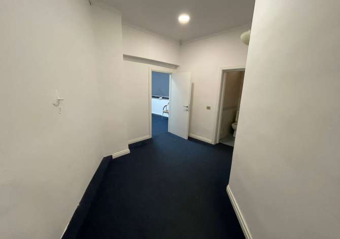 Ambient biznesi me qera 1+1 ne Tirane - 2,000 Euro