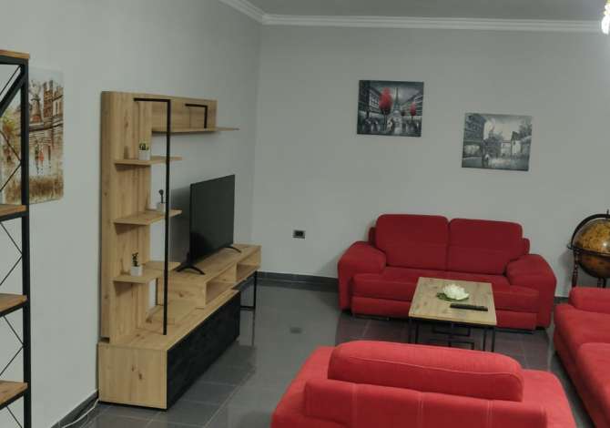 Shtepi me qera 2+1 ne Tirane - 650 Euro