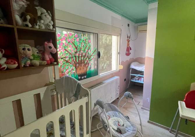 Jepet me qera Godine 5 kate multifunksionale ne Brryl