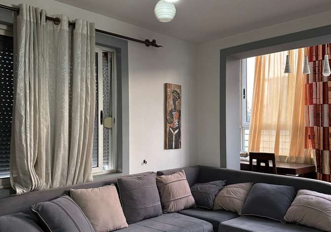 Shtepi me qera 2+1 ne Tirane - 450 Euro
