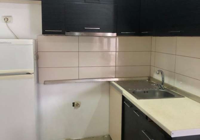 Shtepi me qera 2+1 ne Tirane - 300 Euro