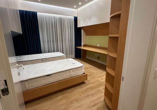 Shtepi me qera 2+1 ne Tirane - 1,500 Euro