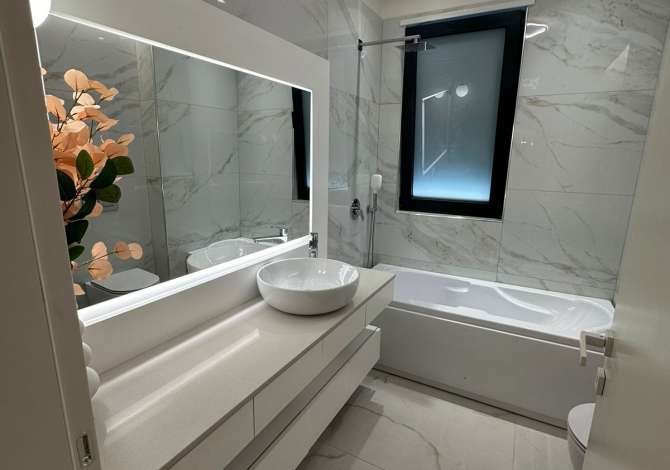 Shtepi me qera Apartament ne Tirane, 2+1, Mobilimi E mobiluar, Pagesa 1,500  Euro.