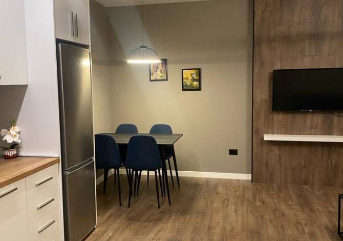 Shtepi me qera Apartament ne Tirane, 1+1, Mobilimi E mobiluar, Pagesa 600  Euro.