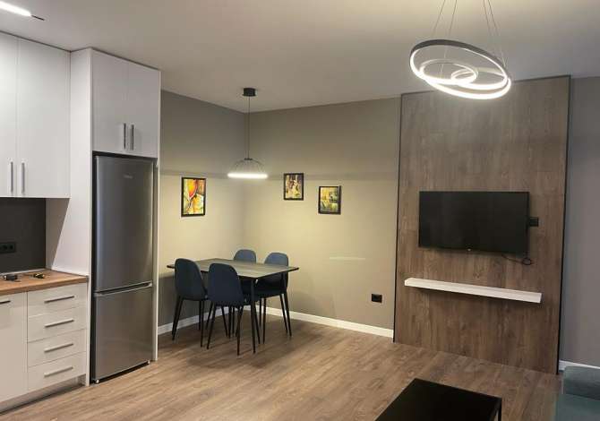 Shtepi me qera Apartament ne Tirane, 1+1, Mobilimi E mobiluar, Pagesa 600  Euro.