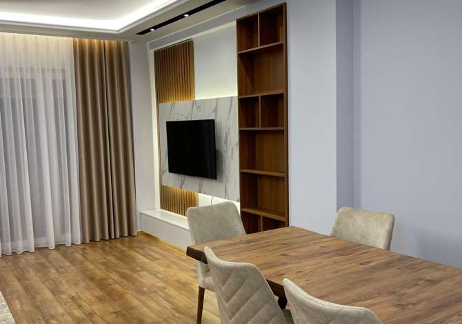 Shtepi me qera Apartament ne Tirane, 2+1, Mobilimi E mobiluar, Pagesa 1,300  Euro.