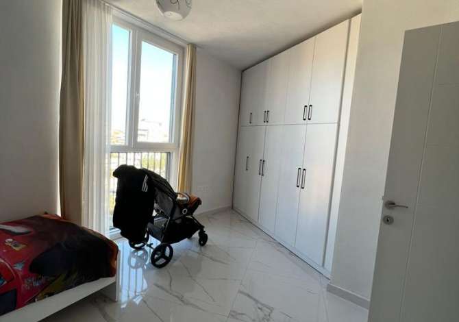 Shtepi me qera Apartament ne Tirane, 2+1, Mobilimi E mobiluar, Pagesa 500  Euro.