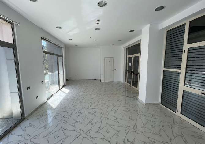 Ambient biznesi me qera 1+1 ne Tirane - 600 Euro