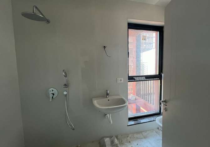 Apartment for rent in Tirana 2+1, Emty