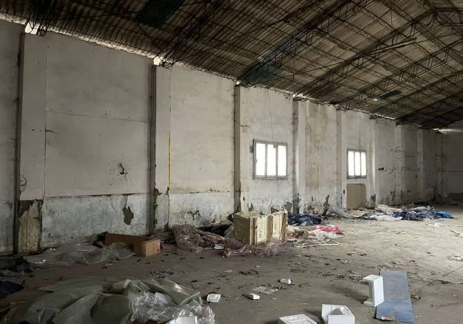 Ambient biznesi me qera 4+1 ne Tirane - 50,000 Leke
