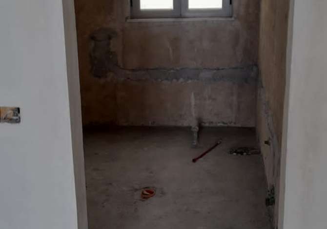 Shtepi ne shitje 2+1 ne Tirane - 86,000 Euro