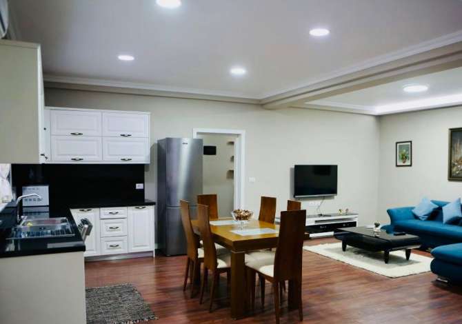 Shtepi me qera 3+1 ne Tirane - 800 Euro