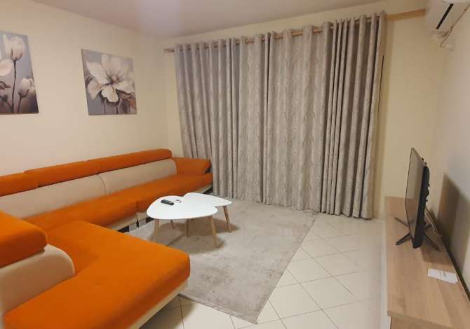 Shtepi me qera 2+1 ne Tirane - 450 Euro