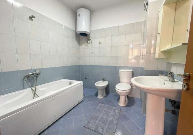 Shtepi me qera 2+1 ne Tirane - 450 Euro