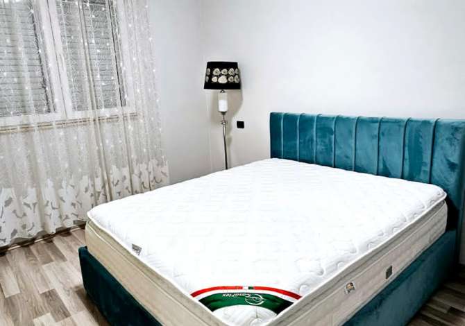 Shtepi me qera Apartament ne Tirane, 2+1, Mobilimi E mobiluar, Pagesa 600  Euro.