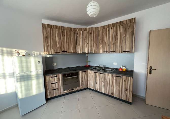 Shtepi me qera 1+1 ne Tirane - 450 Euro