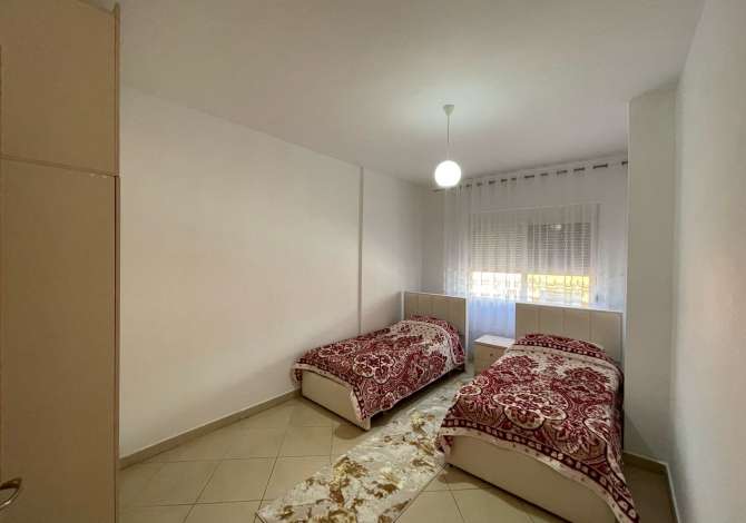 Shtepi me qera Apartament ne Tirane, 2+1, Mobilimi E mobiluar, Pagesa 50,000  Leke.