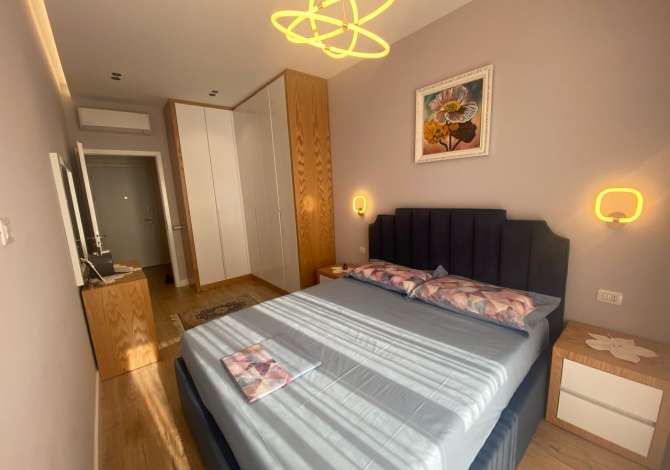 Shtepi me qera Apartament ne Tirane, 1+1, Mobilimi Pjeserisht e mobiluar, Pagesa 550  Euro.