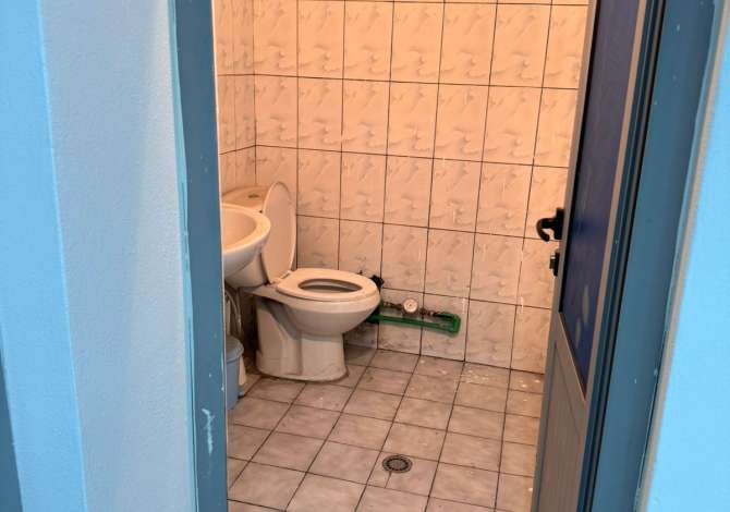 Ambient biznesi ne shitje 1+1 ne Tirane - 105,000 Euro