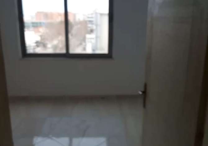 Shtepi me qera 3+1 ne Tirane - 30,000 Leke