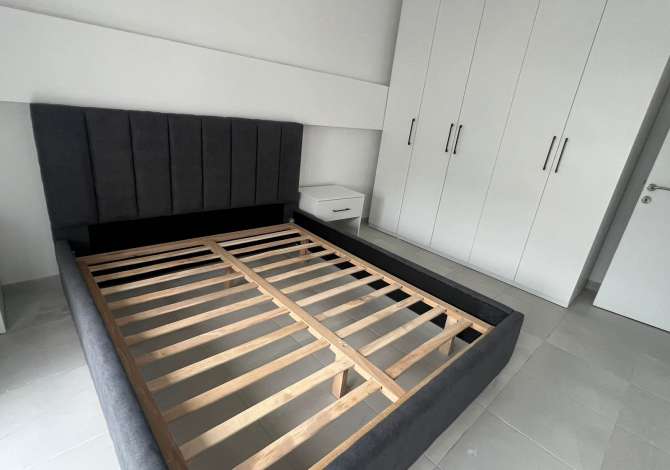 Shtepi me qera 2+1 ne Tirane - 650 Euro
