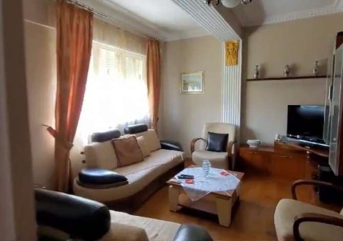 Shtepi me qera 2+1 ne Tirane - 800 Euro