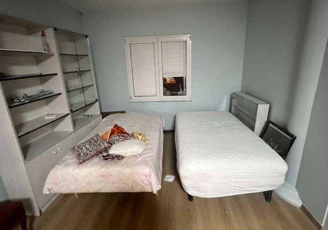 Shtepi me qera Apartament ne Tirane, 2+1, Mobilimi E mobiluar, Pagesa 650  Euro.