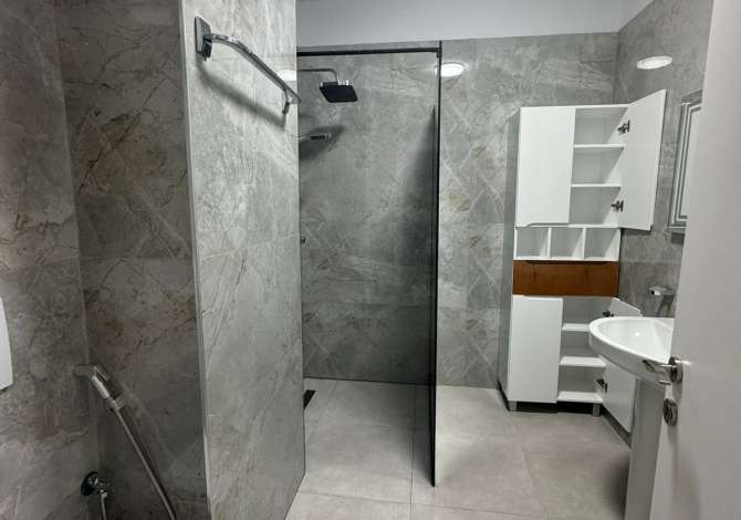 Shtepi me qera Apartament ne Tirane, 1+1, Mobilimi E mobiluar, Pagesa 500  Euro.