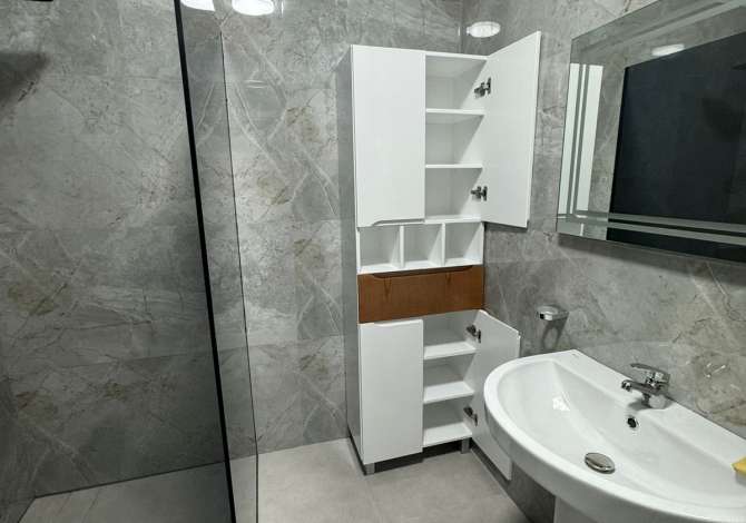 Shtepi me qera Apartament ne Tirane, 1+1, Mobilimi E mobiluar, Pagesa 500  Euro.