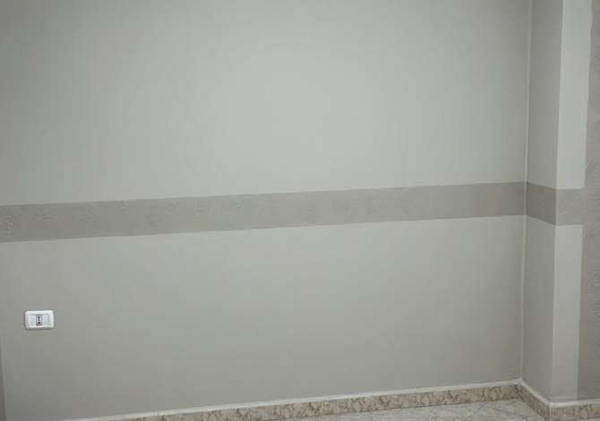 Shtepi ne shitje Apartament ne Tirane, 2+1, Mobilimi Bosh, pa mobiluar, Pagesa 108,000  Euro.