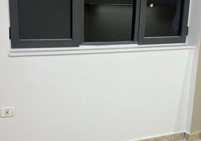 Shtepi ne shitje Apartament ne Tirane, 2+1, Mobilimi Bosh, pa mobiluar, Pagesa 108,000  Euro.