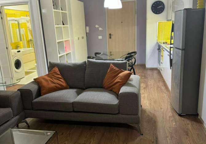 Shtepi me qera 2+1 ne Tirane - 700 Euro