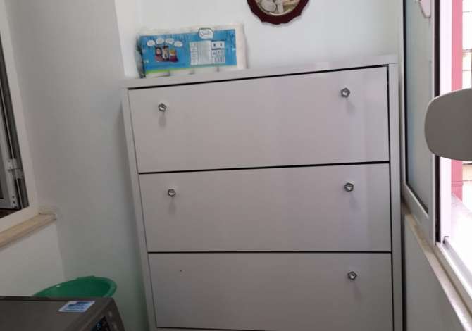 Shtepi ne shitje Apartament ne Tirane, 2+1, Mobilimi E mobiluar, Pagesa 215,000  Euro.