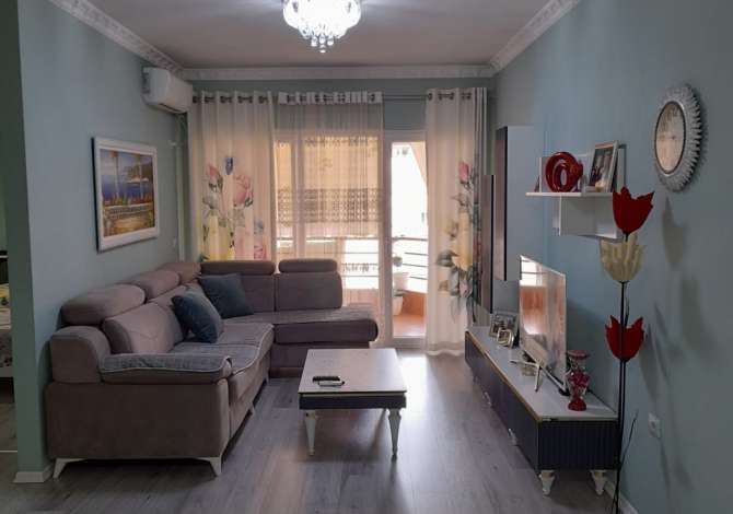 Shtepi ne shitje 2+1 ne Tirane - 215,000 Euro