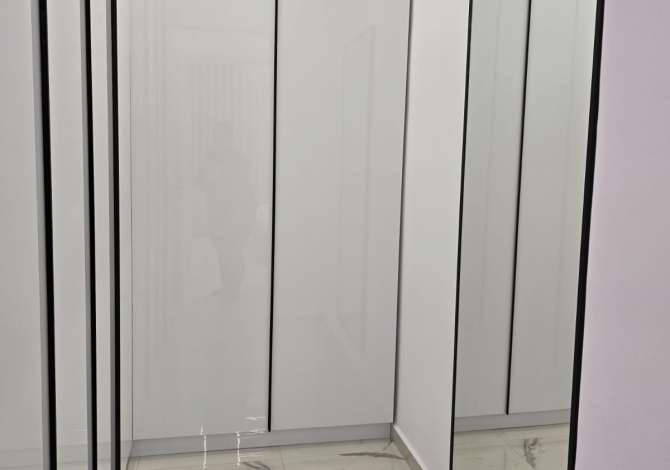 Shtepi me qera Apartament ne Tirane, 1+1, Mobilimi E mobiluar, Pagesa 650  Euro.