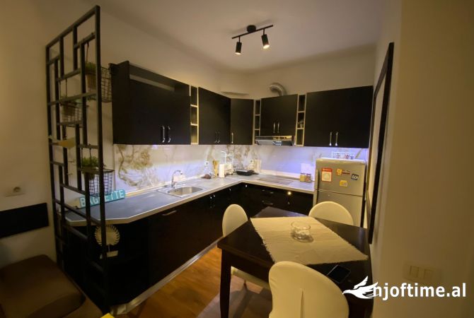 Shtepi me qera 1+1 ne Tirane - 500 Euro