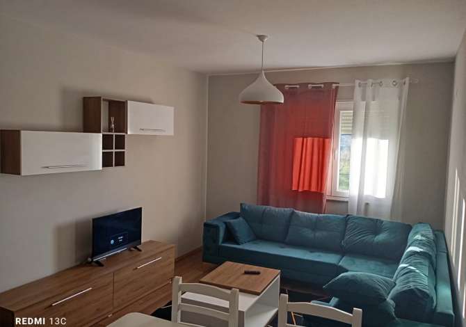 Shtepi me qera 1+1 ne Tirane - 35,000 Leke